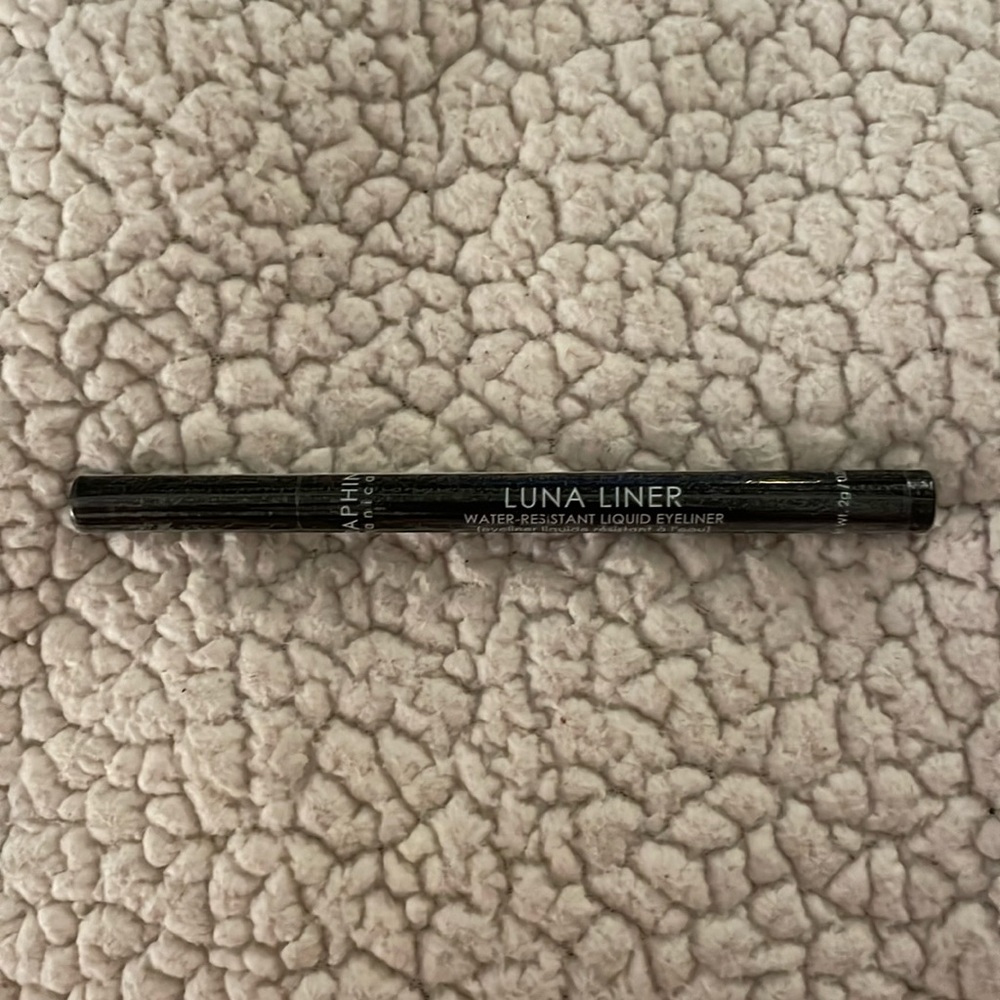 Seraphine Botanicals Luna Liner in black